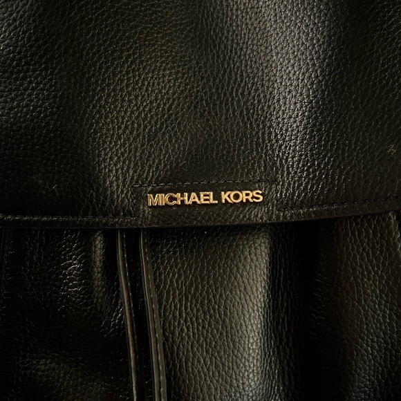 Micheal Kors Backpack 🎒 - Picture 3 of 7